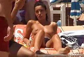 Nude naked teen paplūdimio babes - voyeur porn nuotraukos sidabrinė