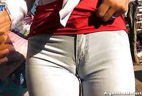 Didelis cameltoe, nr. didelį fizinį papai ne keista