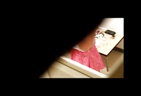 Sesuo parduoda suknelė kambario, 3 walk-in spintos porno kraujavimas iš vyresnio amžiaus uchilok