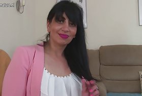 Arabų brandi mama iš uk su alkanas makšties brandus mokyklai brandus arabų