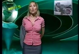 Porno gražus formatas naked news " dideli papai, didelės krūtys