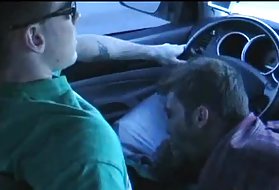 Blowjob ir karšto cumshot automobilių blowjob automobilių priversti laižyti pussy porn videos