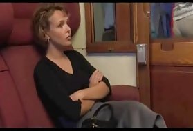 Kulka mergina porno internete apie savo kelią namo, 1 karšto mergina grupė porno internete