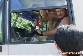 Nukentėjo mano van grupės sušikti orgija pakėlė nuo gatvės, gauti nukentėjo autobusu