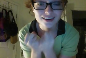 Močiutė fuck anūkę porno mūsų mėgėjams nerdy darbo mergina