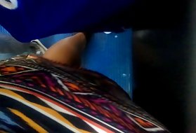 Gyvūnų porno su jo dukra yra crowed miesto autobusų